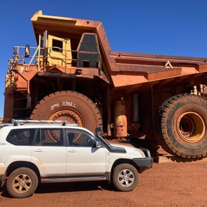 Out of use dump truck by Newluks