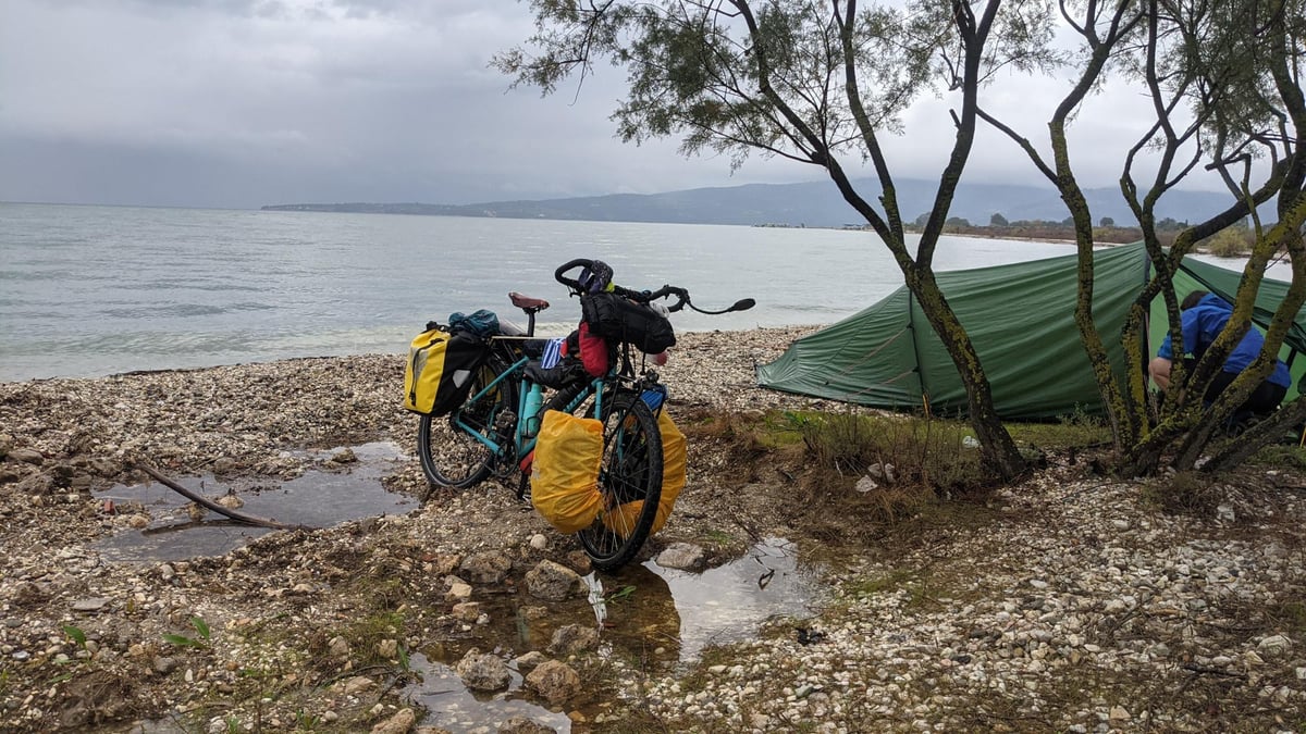 Rain & Wind, Greece