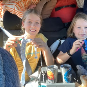 Crochet twins! by Newluks