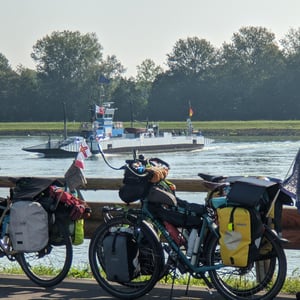 Revising the German Phrase Book by Simon &amp;amp; Lucy