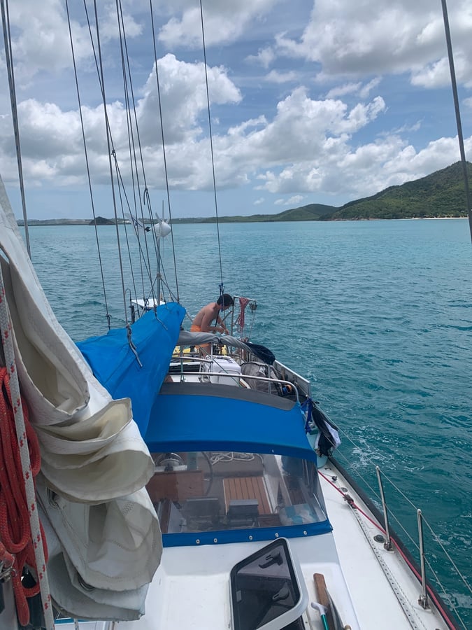 Moviéndose hacia el sur, Antigua y Barbuda