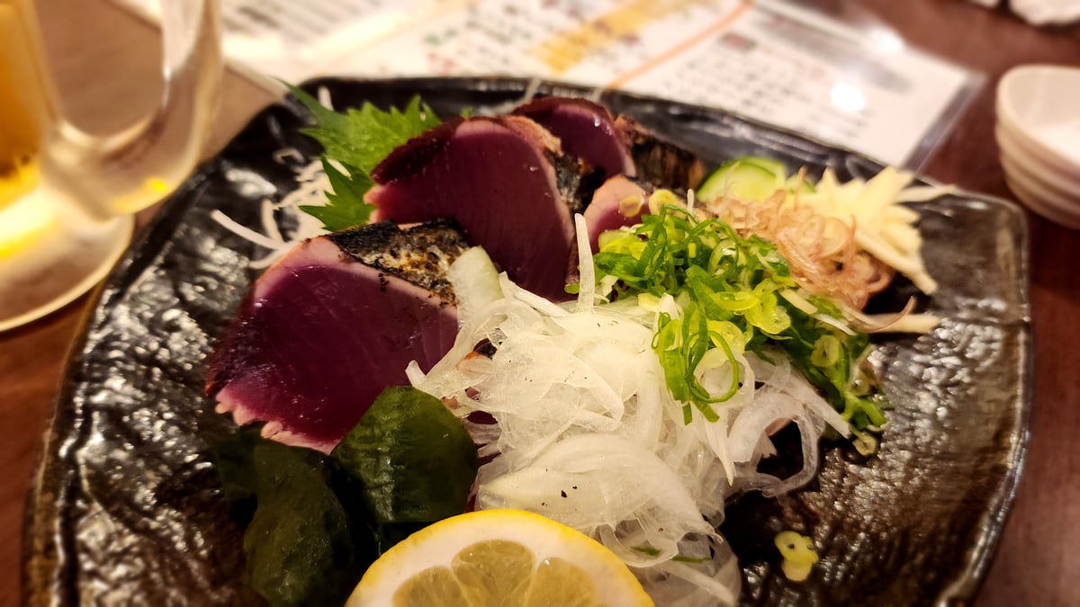 Baleine et bonite, Japon