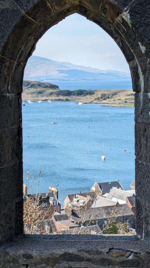 McCaig Tower, Scotland