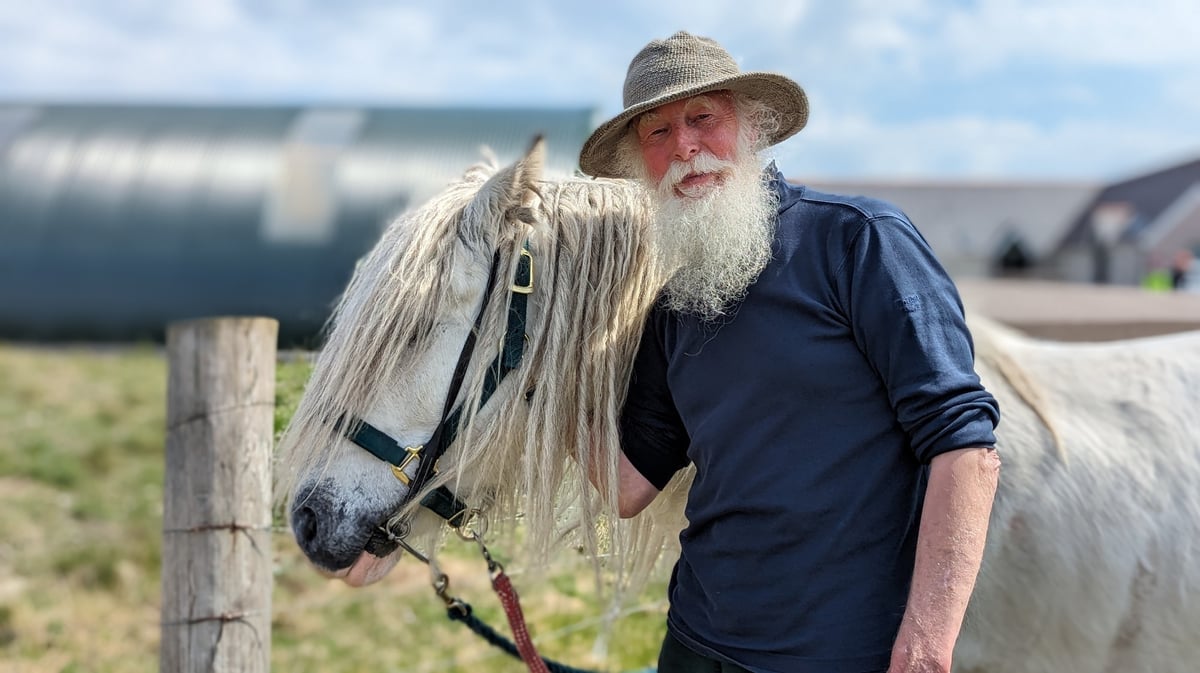 Tony & Chief, Scotland