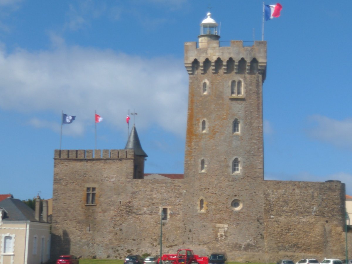 Same Place!, France