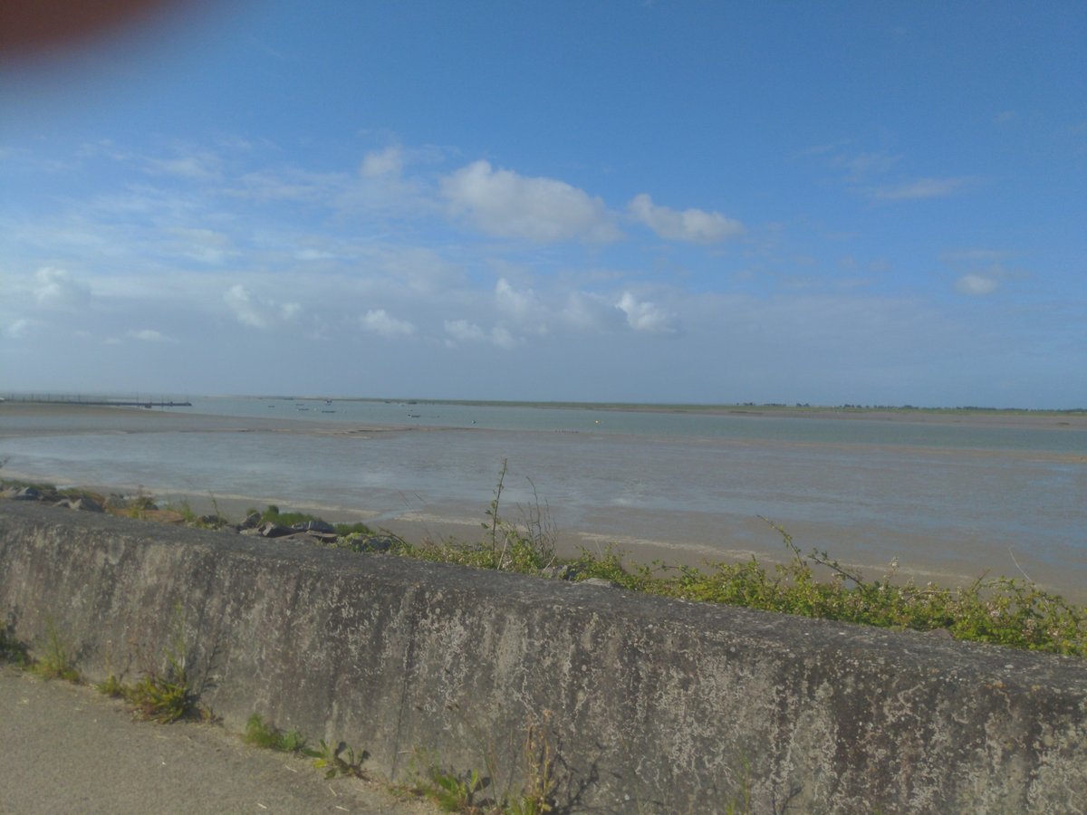 Flat As Far As The Eye!, France