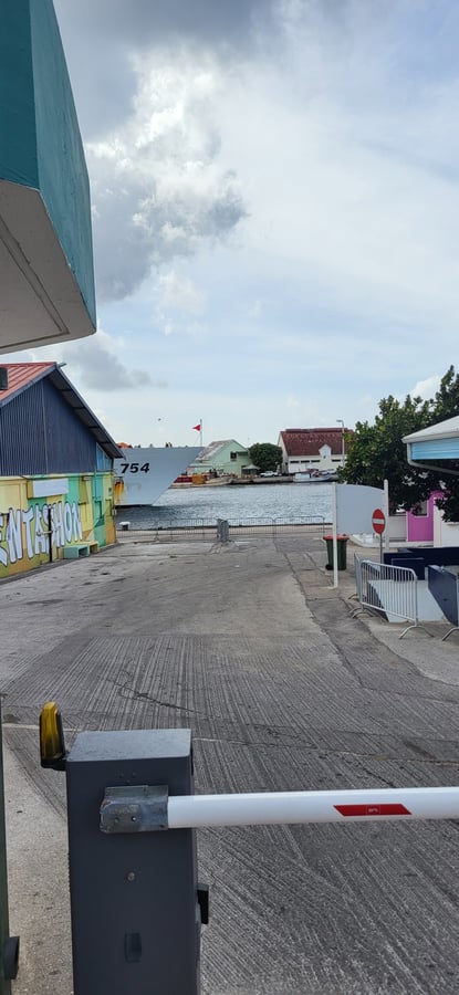 Check In To Curaçao, Curaçao