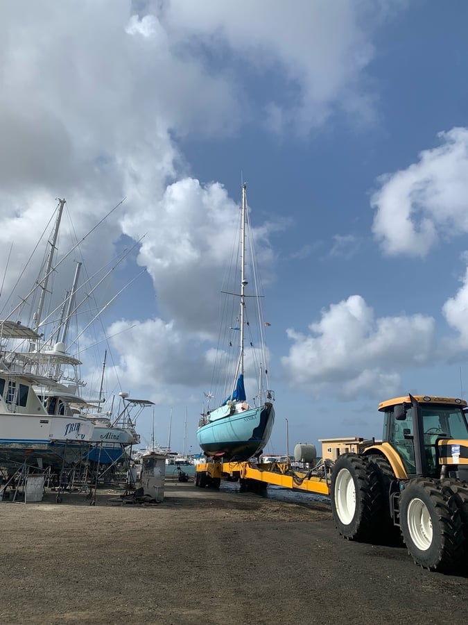 En casa por un par de meses, Aruba