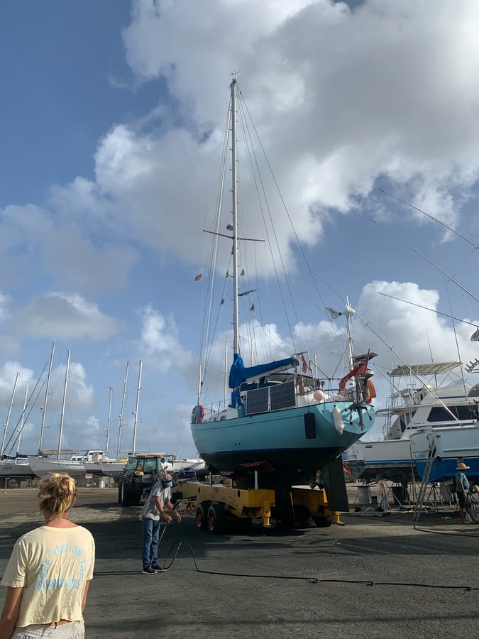 En casa por un par de meses, Aruba
