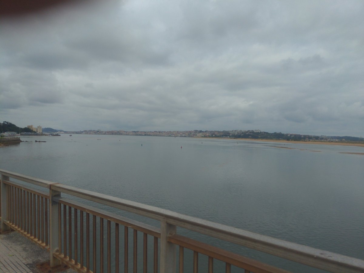 Santander Over There!, Spain