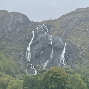 Gleninchaquin Park/waterfall by mmalty