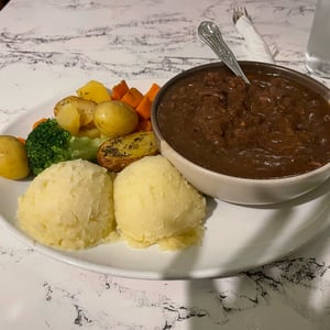 Food At Finnegans by mmalty