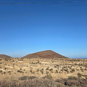 Shangri-la Community And Mountain Walk by David