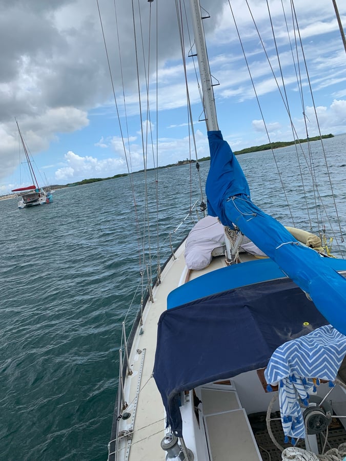 ¡Nanuka flota!, Aruba