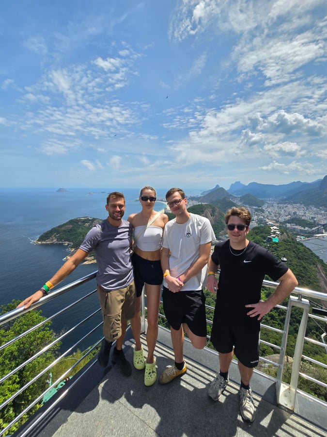 Wanderung zum Sugarloaf-Berg, Brasilien