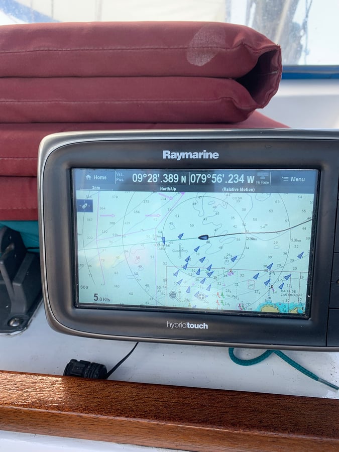 Navegando hacia el Canal de Panamá