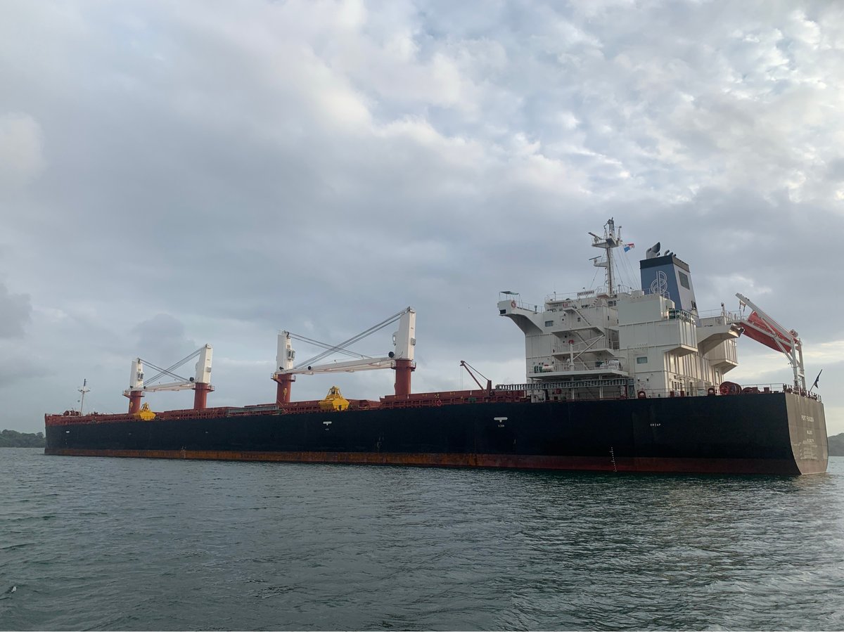 Nuestro compañero de esclusa, Panamá