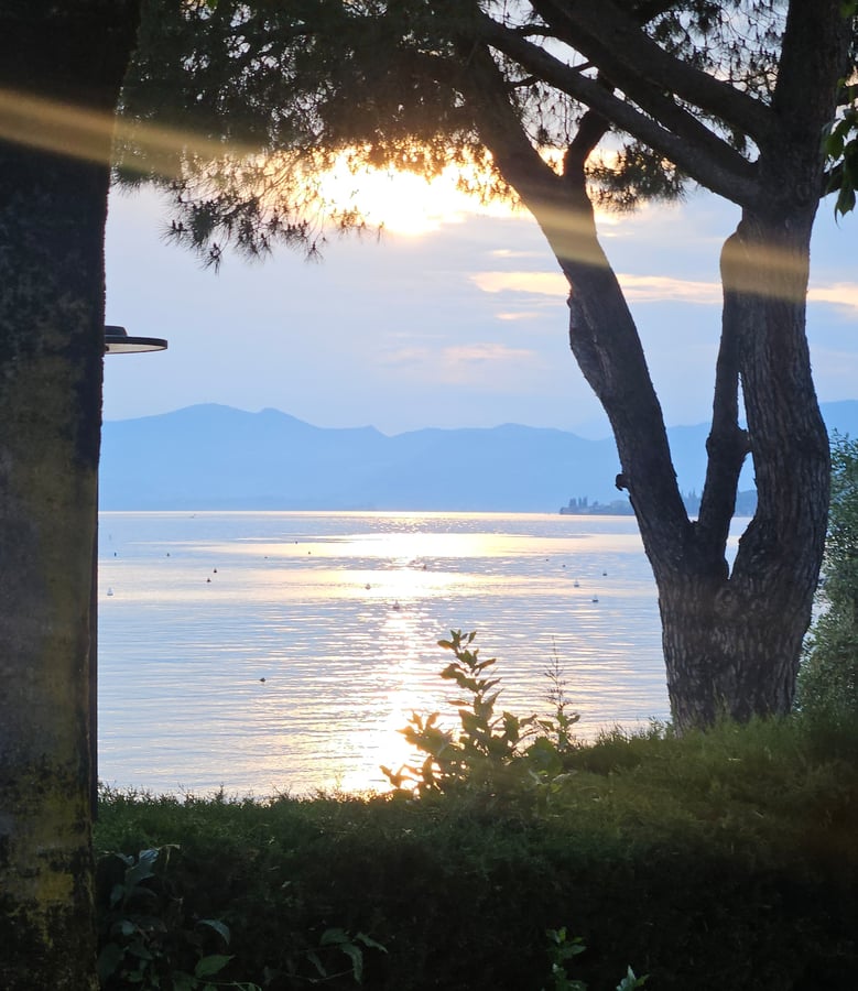 Sonnenuntergang am Gardasee, Italien