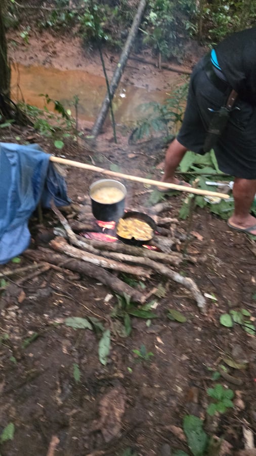 Accampamento nella giungla, Bolivia