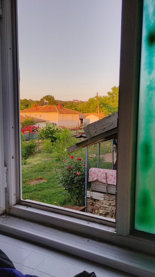 Night In The Guesthouse, Türkiye