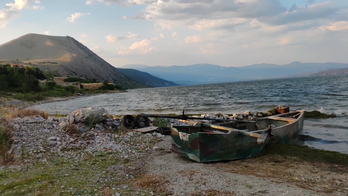 Camping At The Lake, Greece