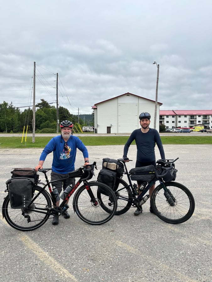 Partiendo con Yves, Canadá