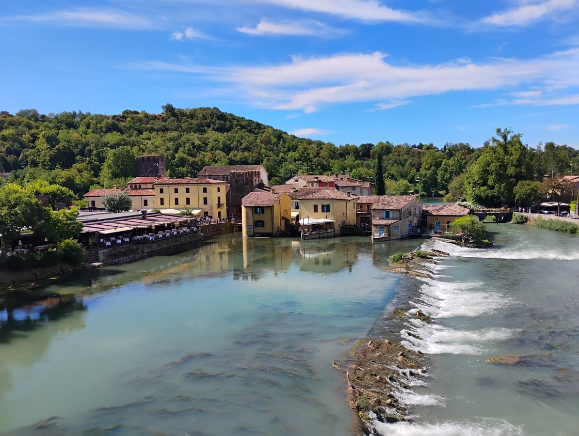 Hamlet, Italy