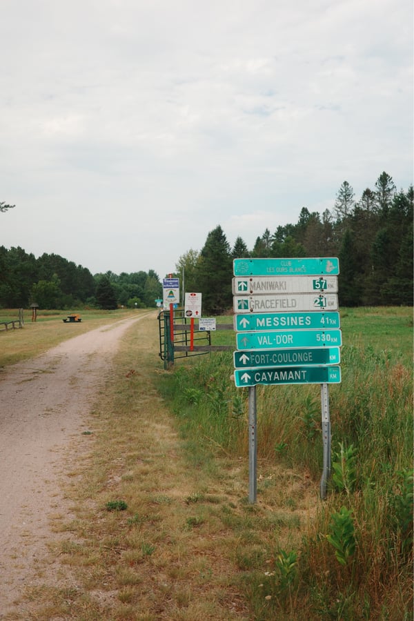 Trail Signs, Canada