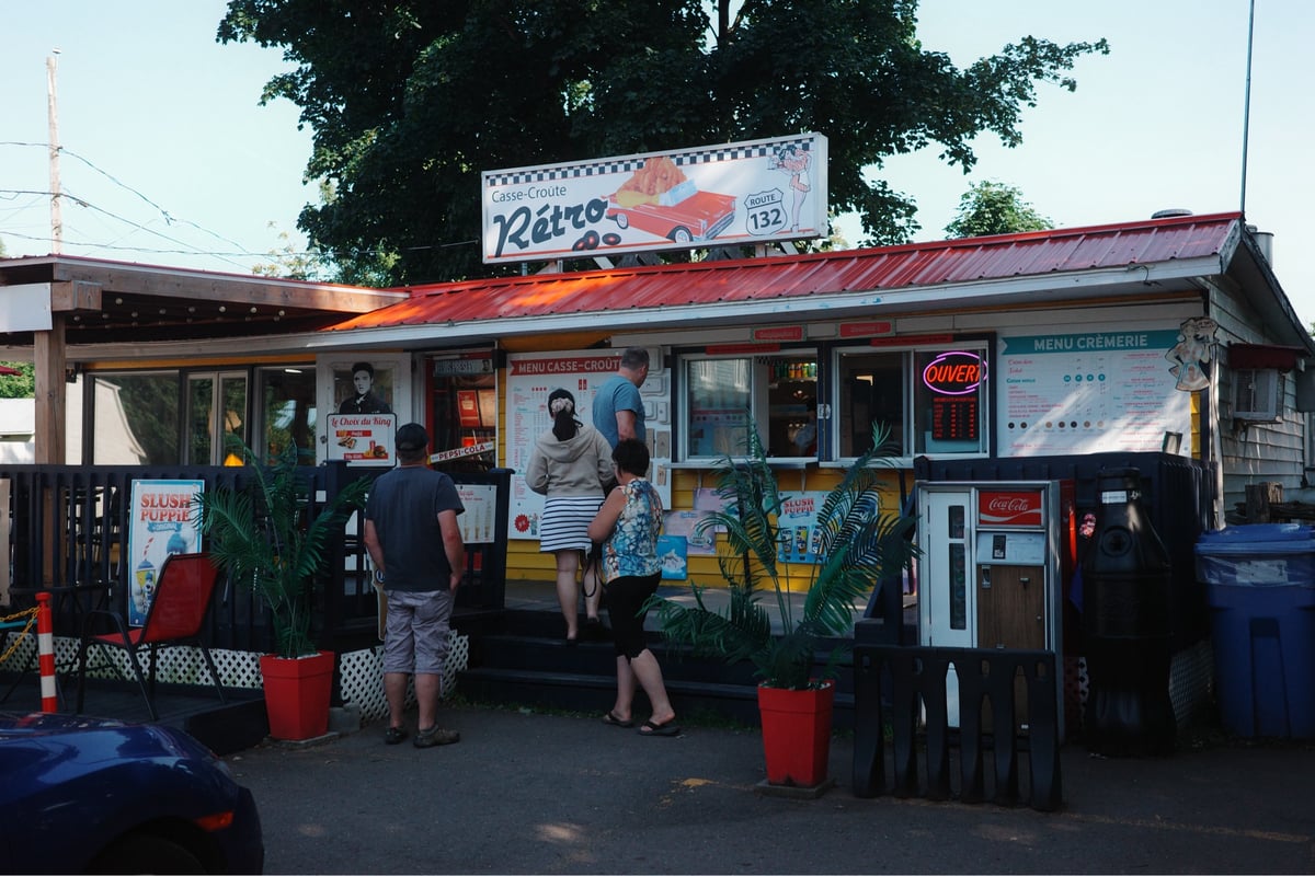 Retro Lunch Spot, Canada