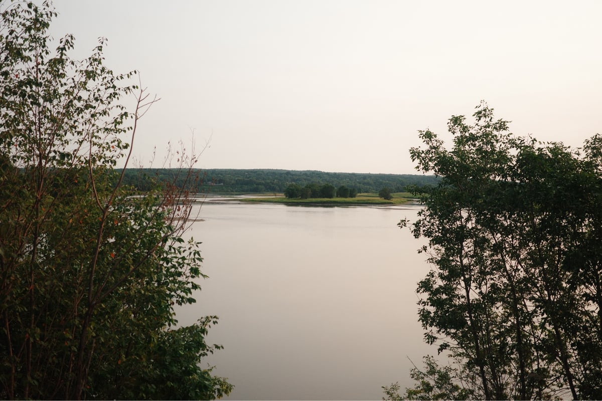 Río San Juan al anochecer, Canadá