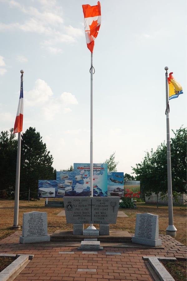 Dieppe Monument, Canada