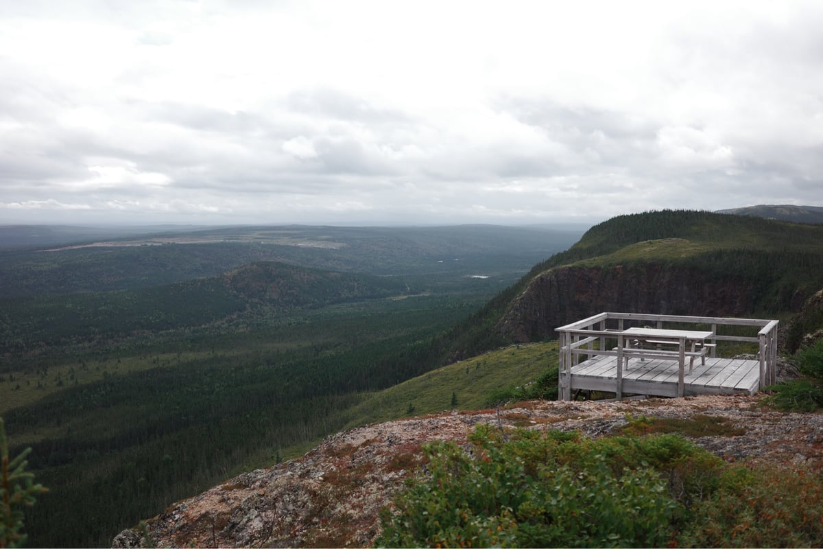Haypook Summit, Canada