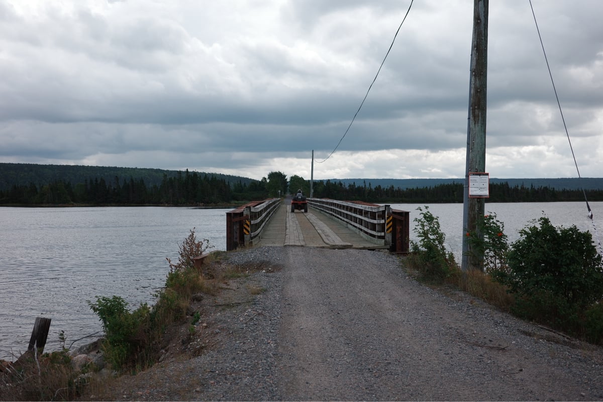 Puente ferroviario antiguo, Canadá