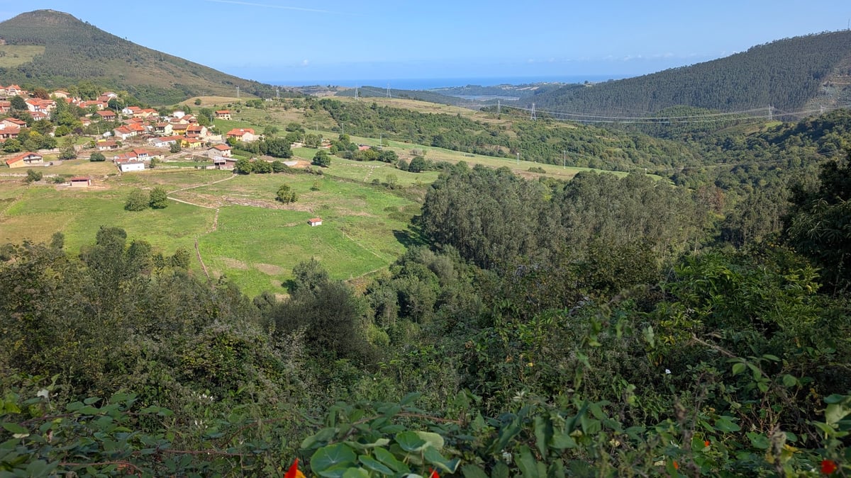 I Can See The Sea!, Spain