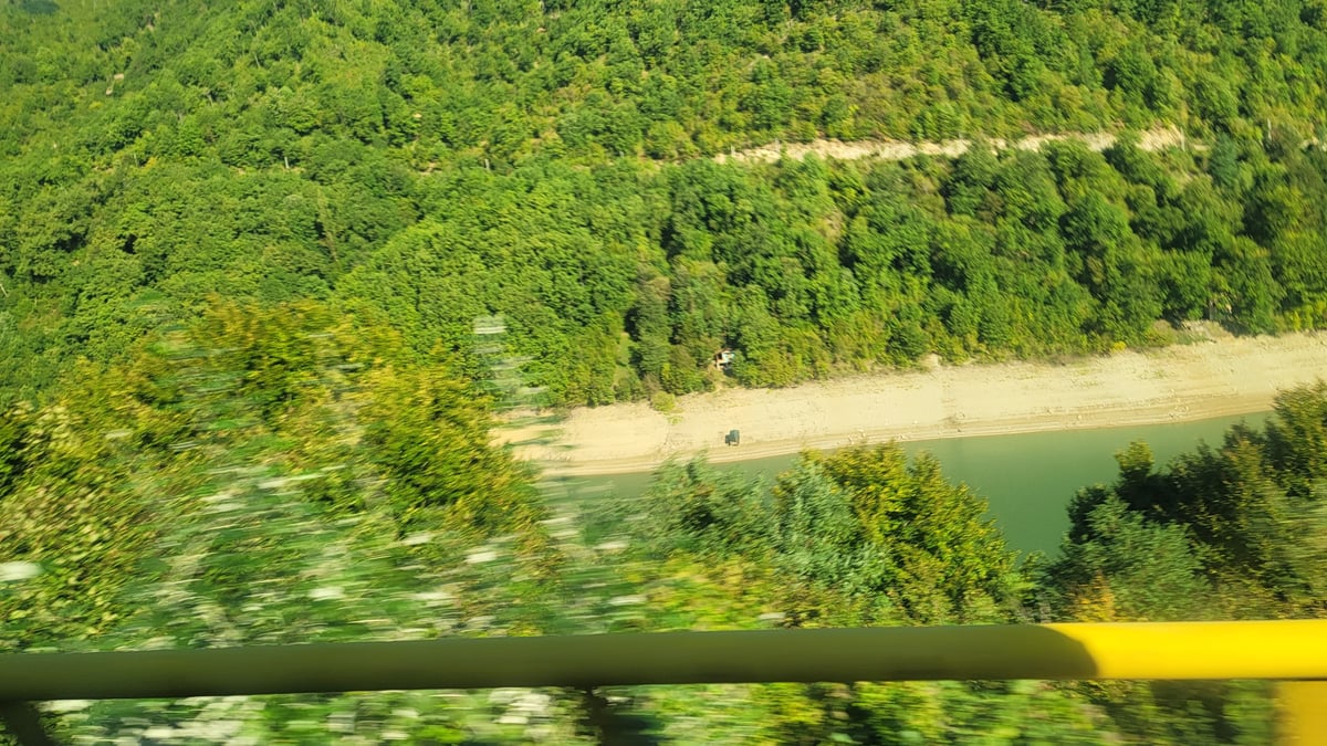 Landschaft entlang des Weges, Bosnien und Herzegowina