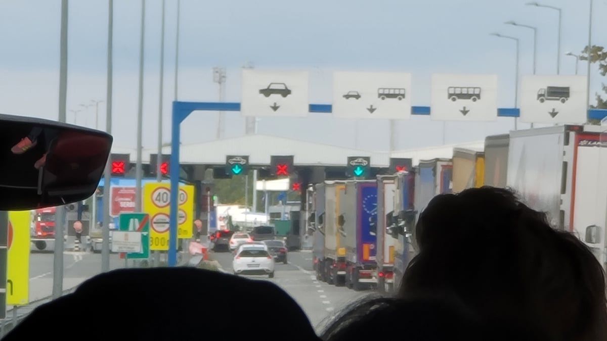 Serbia and Croatia border, Serbia
