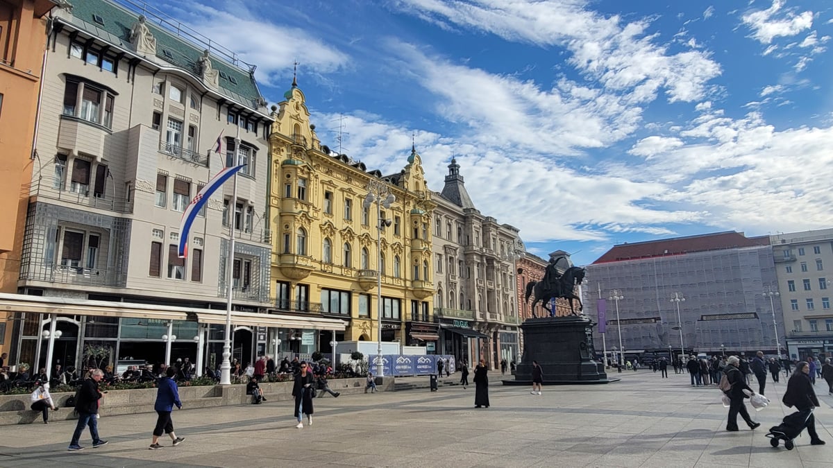 Piazza del Governatore Jelačić, Croazia
