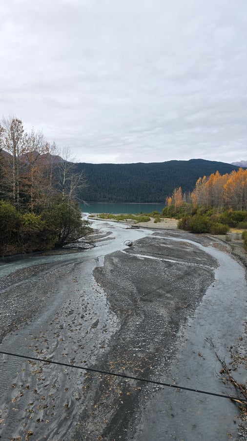Sosta in un lago dell'Alaska, Stati Uniti