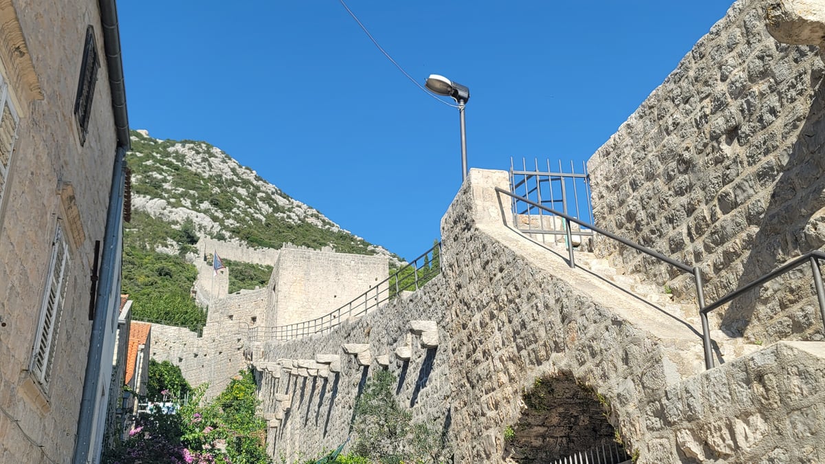 斯通城墙, Kroatië