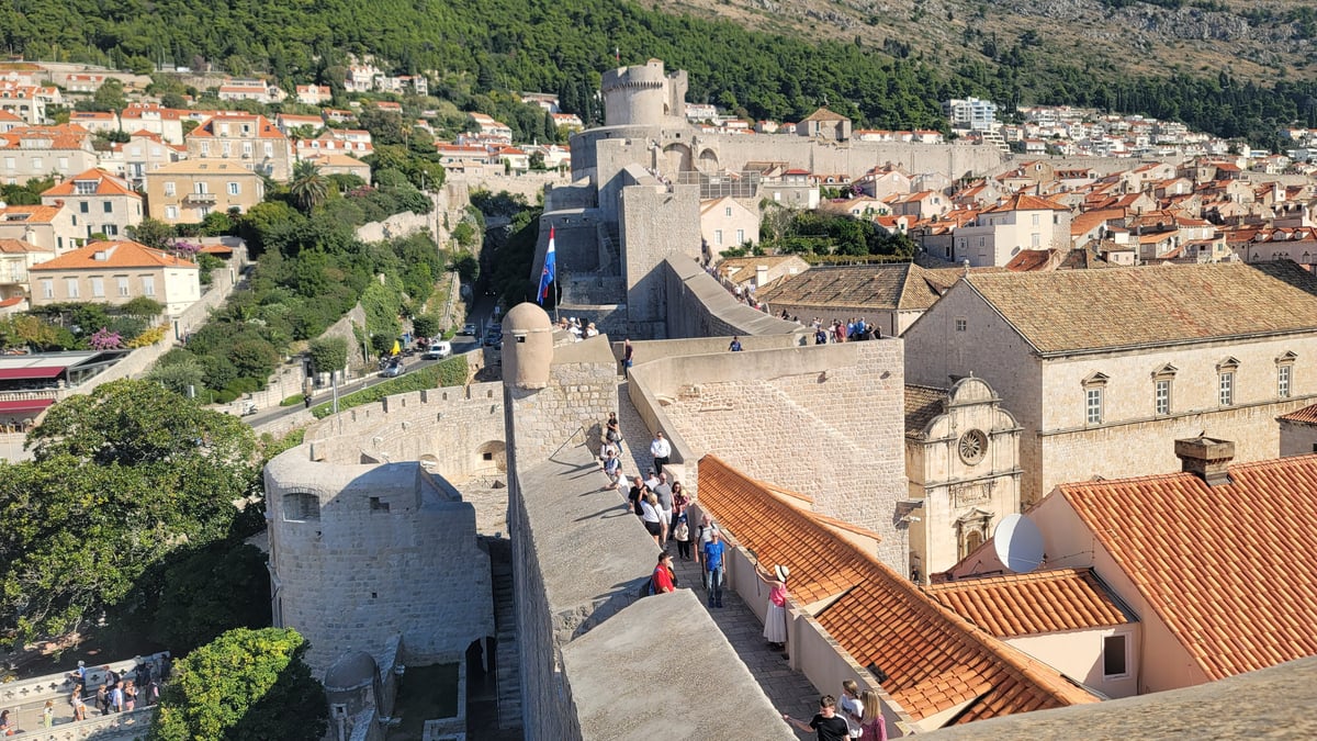 Las murallas de la ciudad vieja de Dubrovnik, Croacia