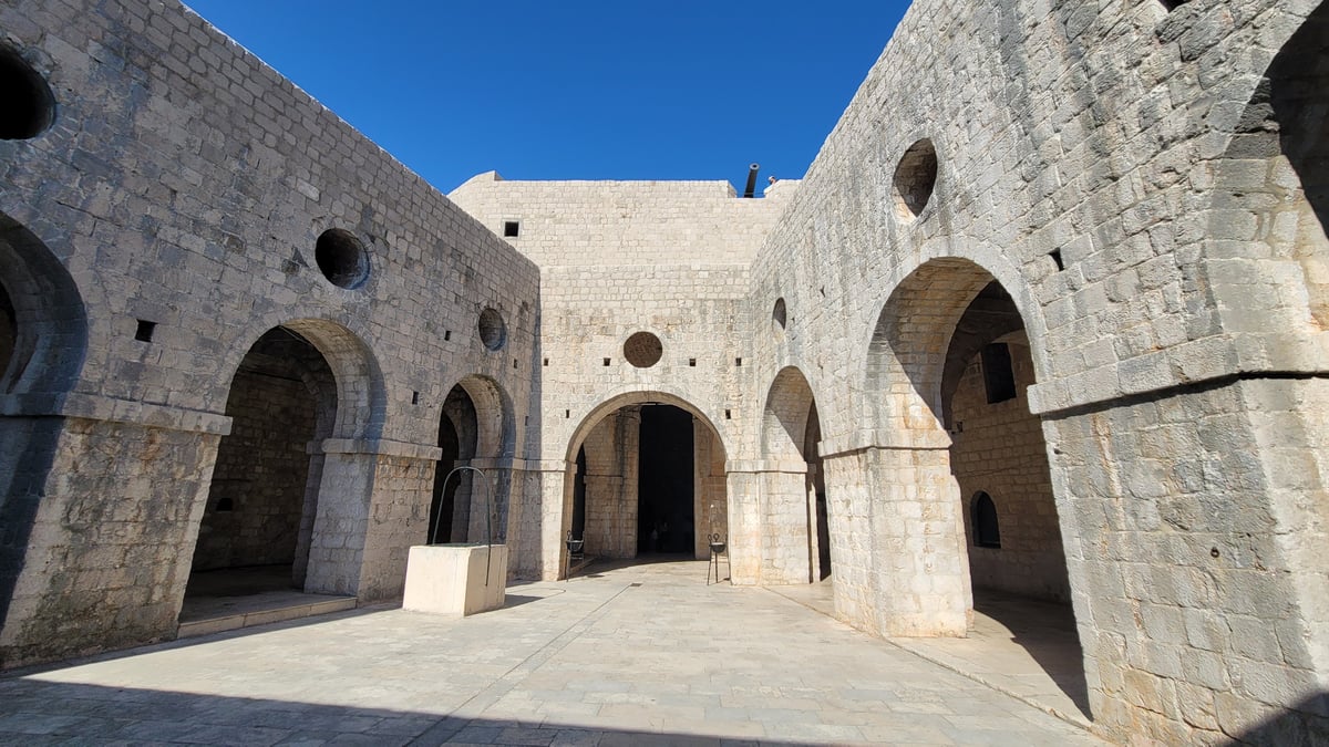 Fuerte Lovrijenac, Croacia