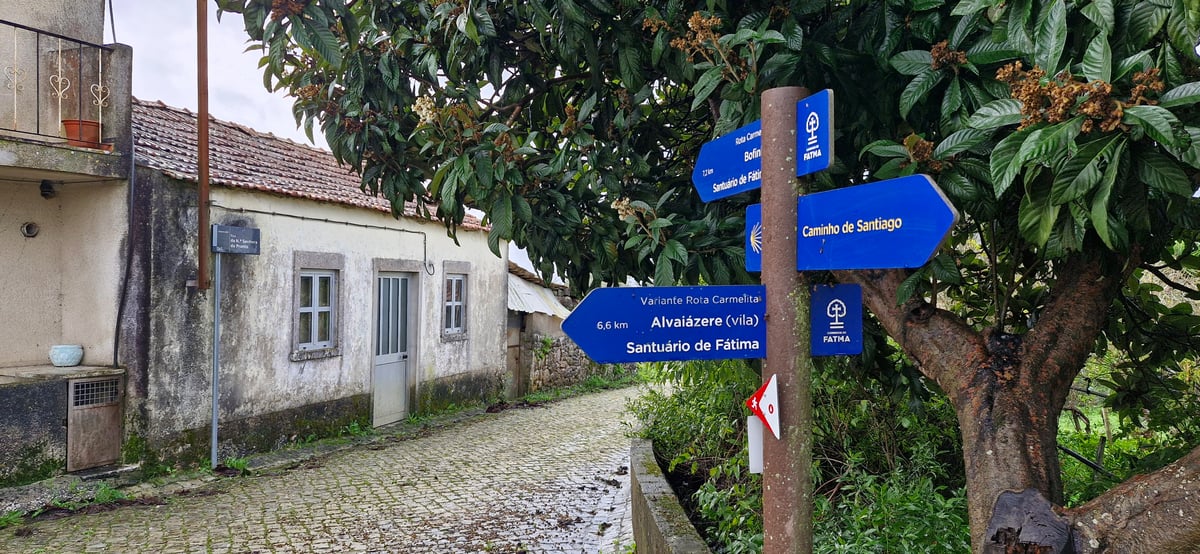 Signs And Churches, Portugal