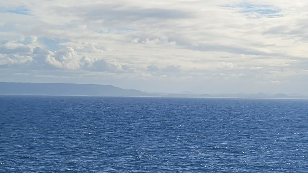 Scenery along the Cuban coastline