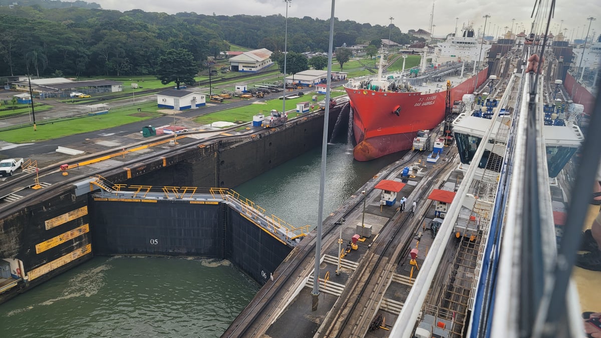 25 Nov 2025 - 13:00, Panama