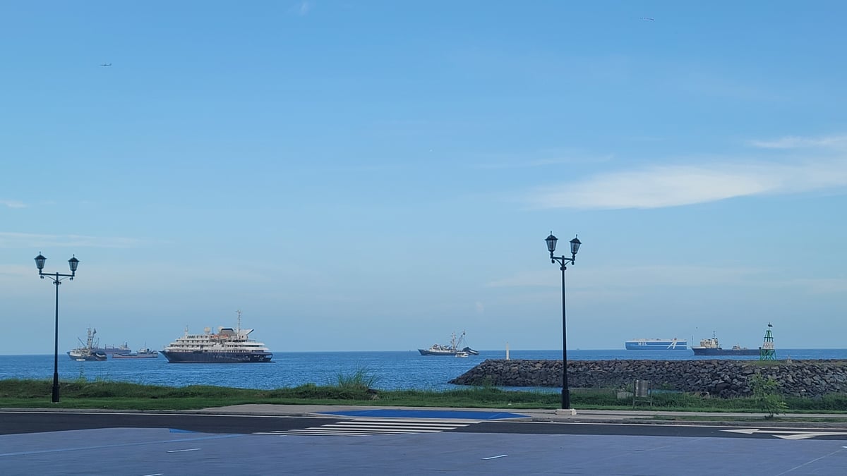 离开巴拿马城, Panama