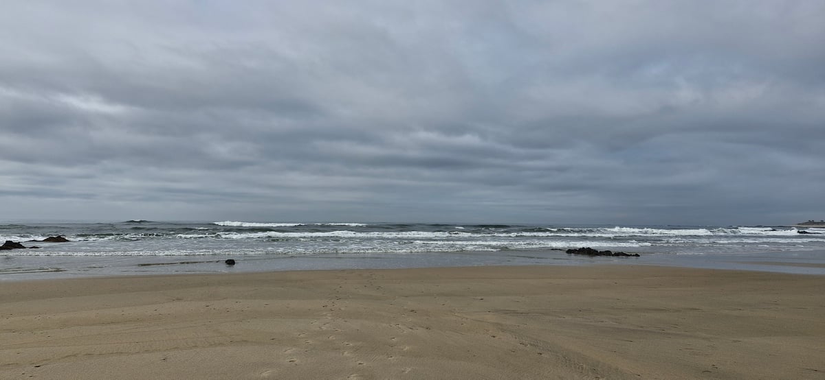 Ein netter kleiner Platz zum Schwimmen, Portugal