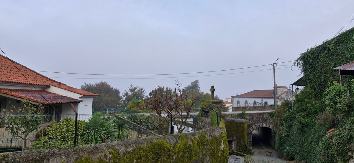 Misty And Cold Start, Portugal