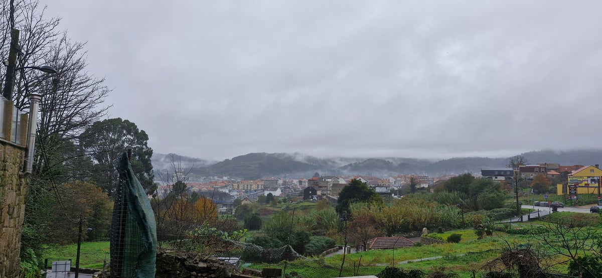 Più tempo umido e panorami nebbiosi, Spagna