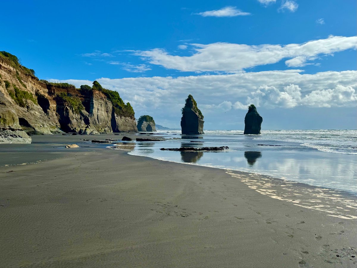 Three Sisters and Elephant Rock, New Zealand