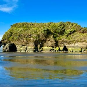Three Sisters and Elephant Rock by Nick
